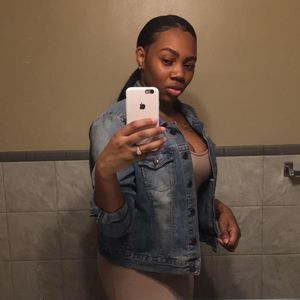 Meet your Posher, Amber